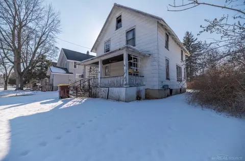 535 Republic, Alma, MI 48801