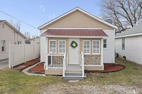 6590 S Huron Riv, South Rockwood, MI 48179
