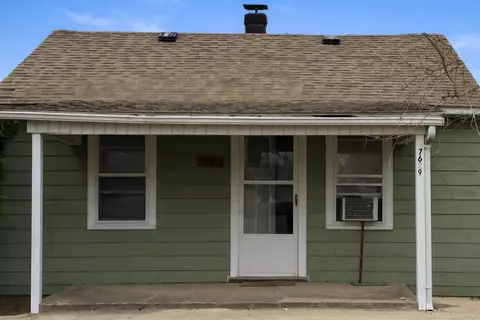 7629 Schroeder, Lexington, MI 48450