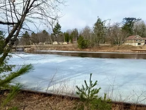 4535 River Ln, Alger, MI 48610