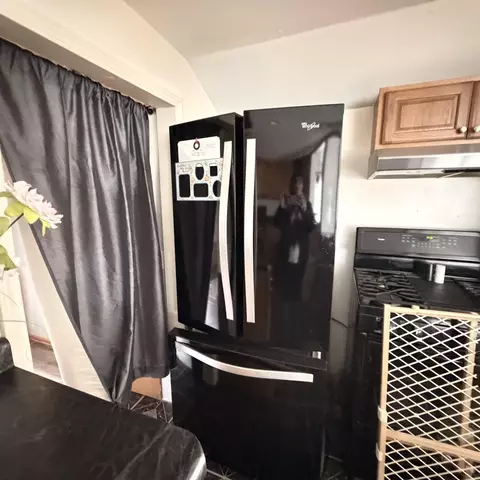 Kitchen - 6354 Swallow, Harrison, MI 48625 photo 5 of 7