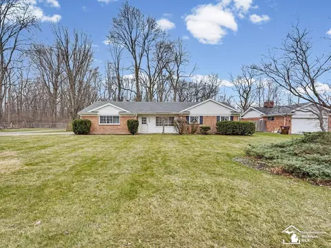 Exterior - 1593 Longfellow, Temperance, MI 48182 photo 2 of 10