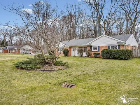 1593 Longfellow, Temperance, MI 48182