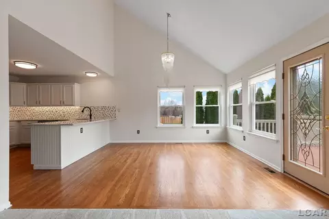 Living - 1505 Wind Dancer, Tecumseh, MI 49286 photo 9 of 10