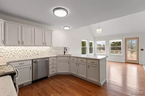 Kitchen - 1505 Wind Dancer, Tecumseh, MI 49286 photo 2 of 6