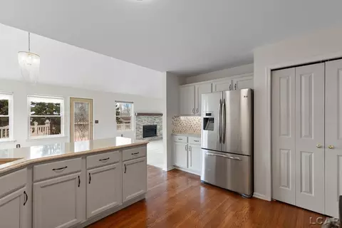 Kitchen - 1505 Wind Dancer, Tecumseh, MI 49286 photo 5 of 6