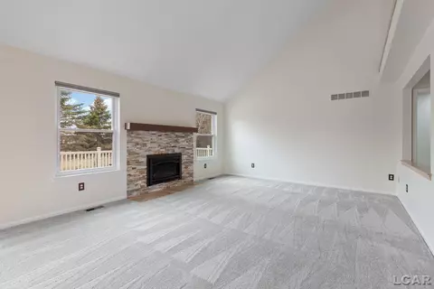 Living - 1505 Wind Dancer, Tecumseh, MI 49286 photo 2 of 10