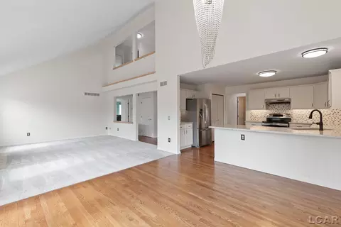 Living - 1505 Wind Dancer, Tecumseh, MI 49286 photo 8 of 10