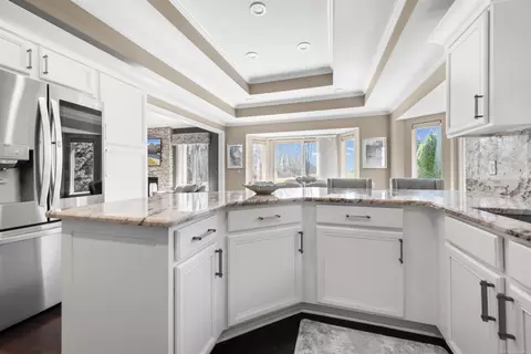 Kitchen - 20470 Gloria, Macomb, MI 48044 photo 2 of 4