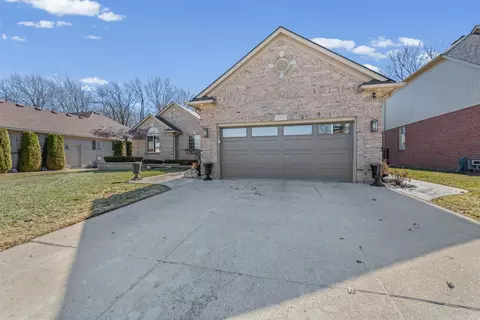 Exterior - 20470 Gloria, Macomb, MI 48044 photo 8 of 9