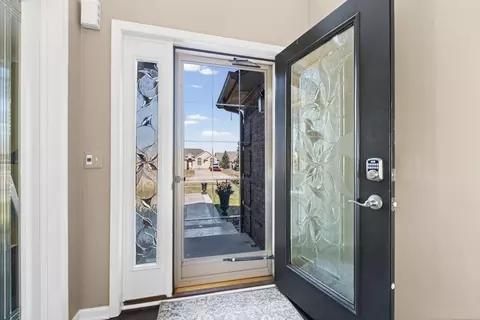 Entry Way - 20470 Gloria, Macomb, MI 48044 photo 1 of 2