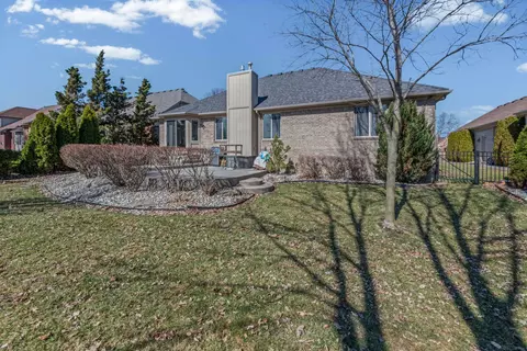Exterior - 20470 Gloria, Macomb, MI 48044 photo 4 of 9