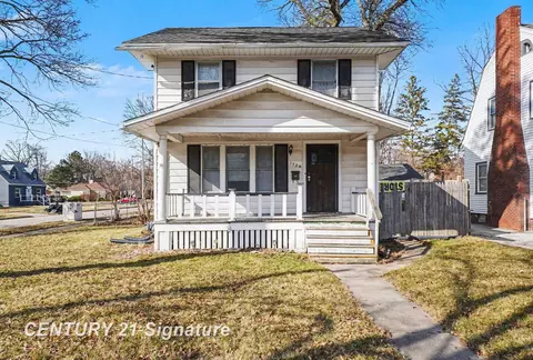 1724 State, Saginaw, MI 48602