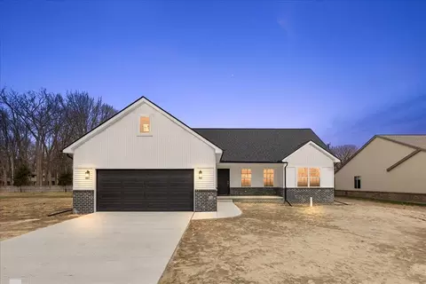 27121 Lanse Creuse, Harrison Township, MI 48045