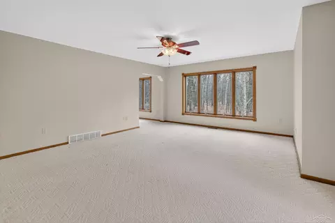 Living - 1636 E Siebert, Midland, MI 48642 photo 7 of 7