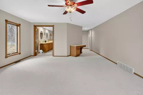 Bedroom - 1636 E Siebert, Midland, MI 48642 photo 6 of 10