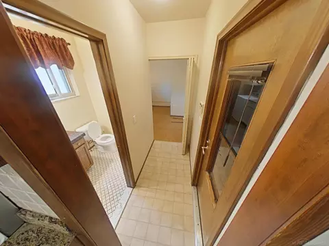 Entry Way - 15801 Van Meter, Macomb, MI 48044 photo 2 of 4