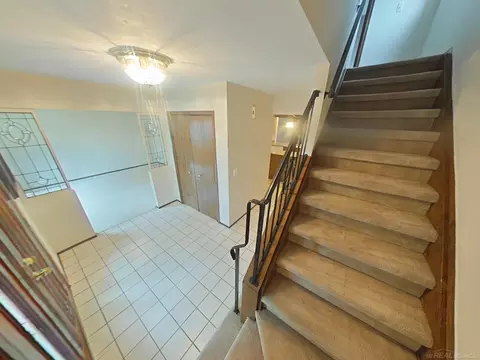Entry Way - 15801 Van Meter, Macomb, MI 48044 photo 3 of 4