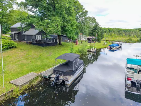 5311 Pointview, Harrison, MI 48625