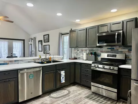 Kitchen - 5311 Pointview, Harrison, MI 48625 photo 1 of 4