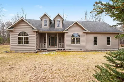 1522 Kingfisher, Alger, MI 48610