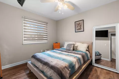 Bedroom - 18250 Millstone, Macomb, MI 48044 photo 5 of 5