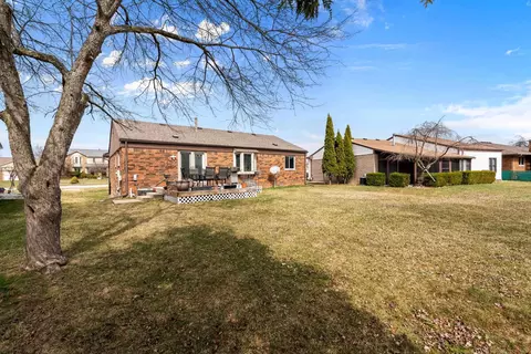 Exterior - 18250 Millstone, Macomb, MI 48044 photo 8 of 9