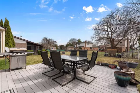 Exterior - 18250 Millstone, Macomb, MI 48044 photo 5 of 9
