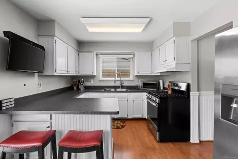 Kitchen - 18250 Millstone, Macomb, MI 48044 photo 2 of 3