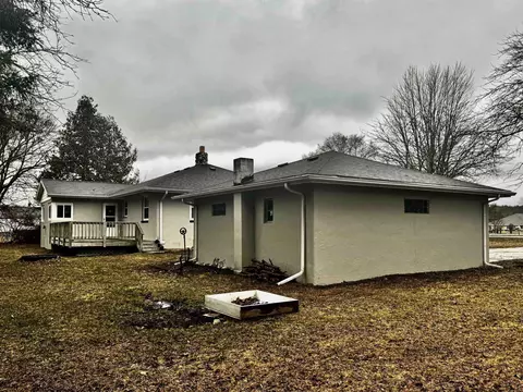 Exterior - 1361 N State, Gladwin, MI 48624 photo 6 of 12