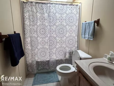 Bath - 134 Apollo, Flushing, MI 48433 photo 3 of 3