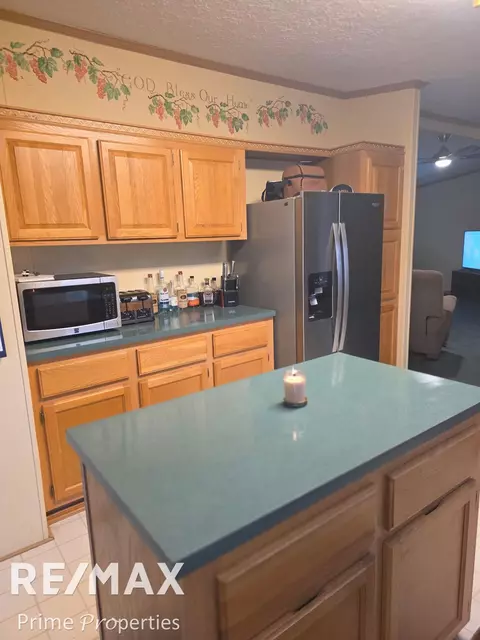 Kitchen - 134 Apollo, Flushing, MI 48433 photo 1 of 4