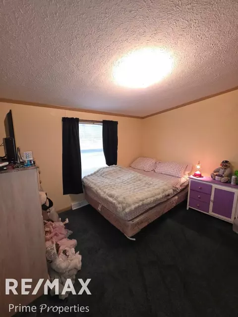 Bedroom - 134 Apollo, Flushing, MI 48433 photo 2 of 2