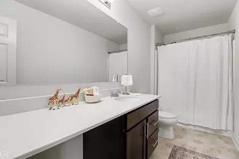 Bath - 24731 Arbor, Macomb, MI 48042 photo 3 of 3