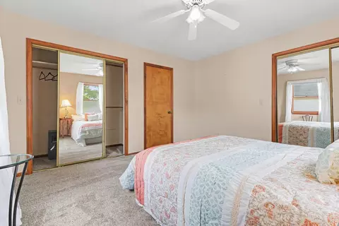 Bedroom - 1728 Linksview, Gladwin, MI 48624 photo 2 of 3
