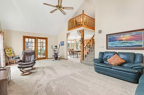 Living - 1728 Linksview, Gladwin, MI 48624 photo 2 of 2