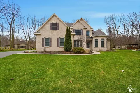 3985 Wood Hvn, Lambertville, MI 48144