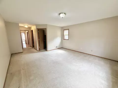 Bedroom - 48401 Valley Forge Dr, Macomb, MI 48044 photo 2 of 5