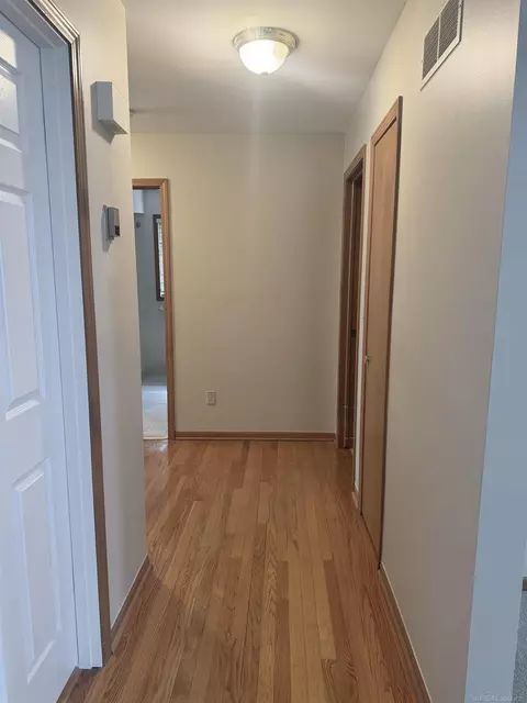 Entry Way - 48401 Valley Forge Dr, Macomb, MI 48044 photo 3 of 3
