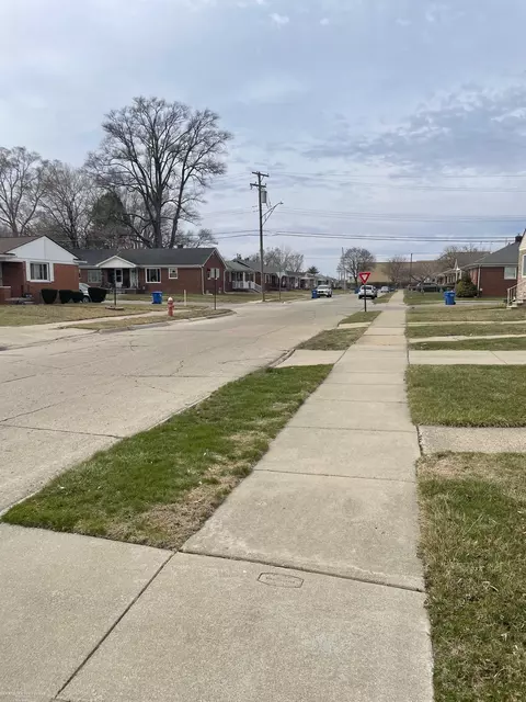 7519 Timken, Warren, MI 48091 photo 3