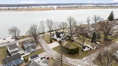 View/Area - 206 Edgewater, Algonac, MI 48001 photo 1 of 6