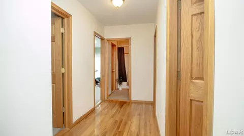 Entry Way - 11608 Bradley, Jerome, MI 49249 photo 3 of 4