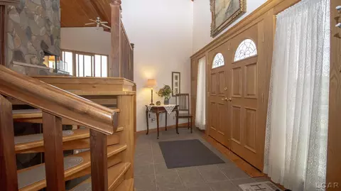 Entry Way - 11608 Bradley, Jerome, MI 49249 photo 1 of 4