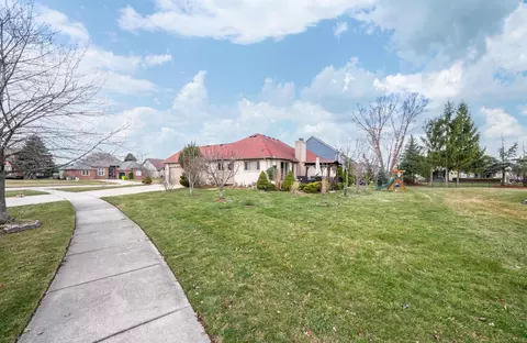 Exterior - 47310 Beacon Sq, Macomb, MI 48044 photo 7 of 7
