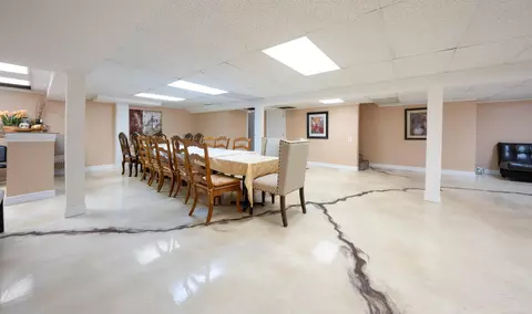 Dining - 47310 Beacon Sq, Macomb, MI 48044 photo 4 of 4