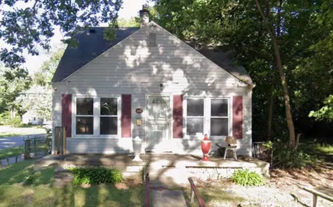 12201 Stout, Detroit, MI 48228