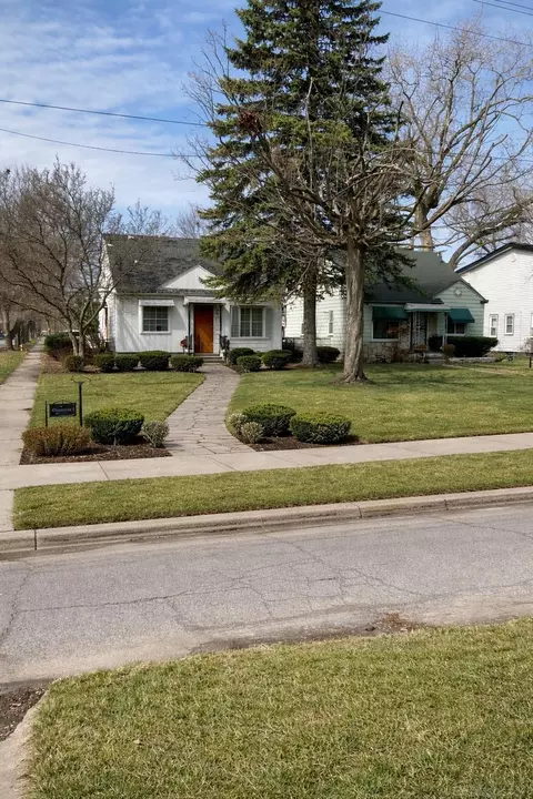 3854 John Daly, Inkster, MI 48141