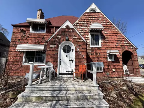 903 S Michigan, Saginaw, MI 48602