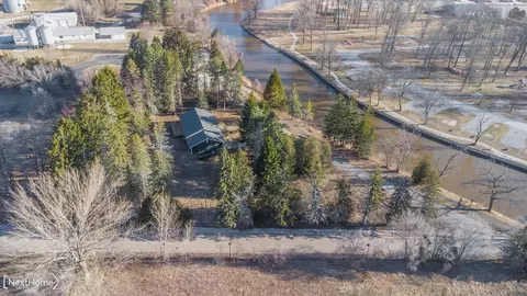 View/Area - 229 N Water, Au Gres, MI 48703 photo 3 of 8