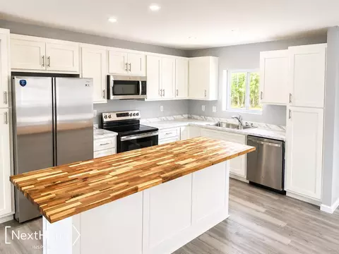 Kitchen - 229 N Water, Au Gres, MI 48703 photo 1 of 2